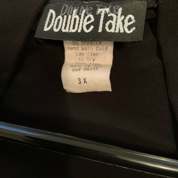 Woman’s Dress Shirt - Picture 5 of 11